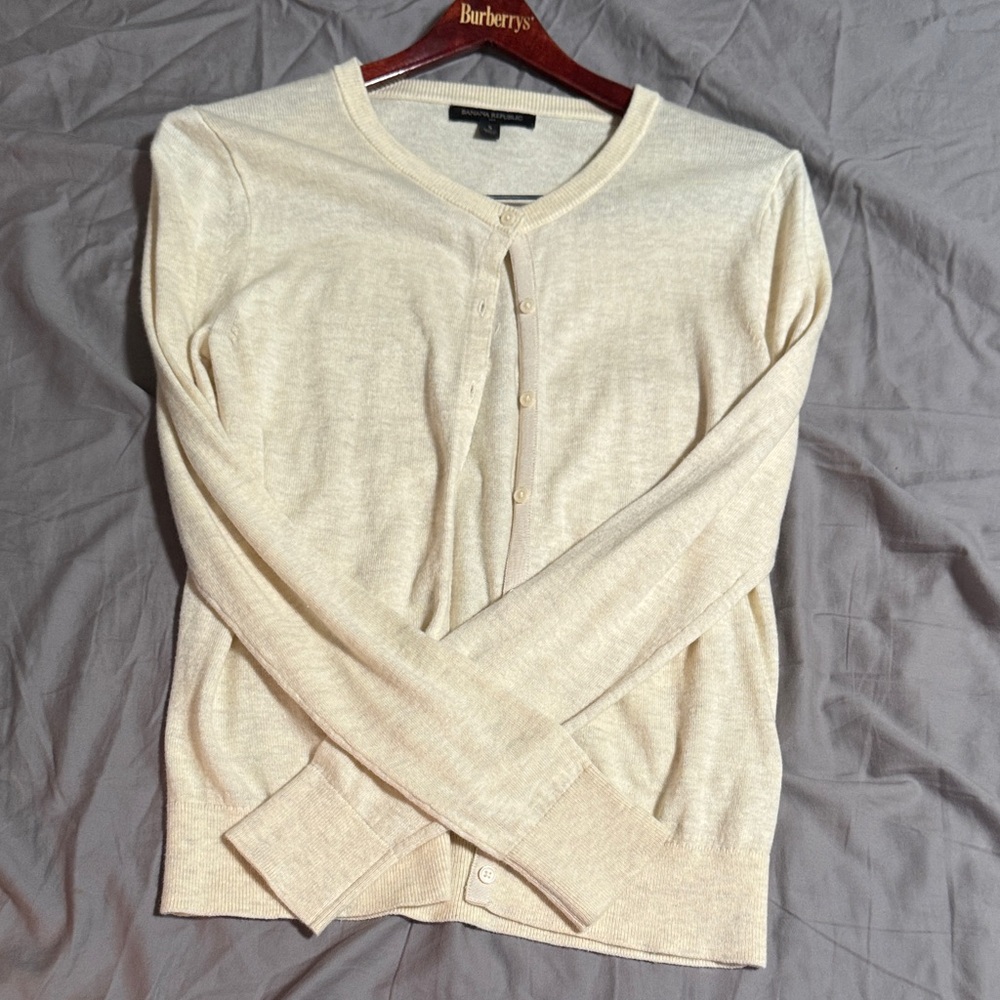 Banana Republic Cream Knit Sweater